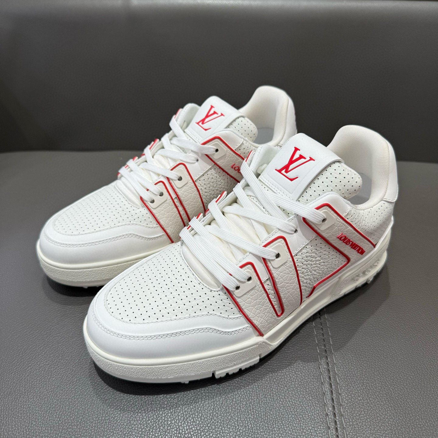 루이비통 트레이너 남자 신발 운동화 스니커즈