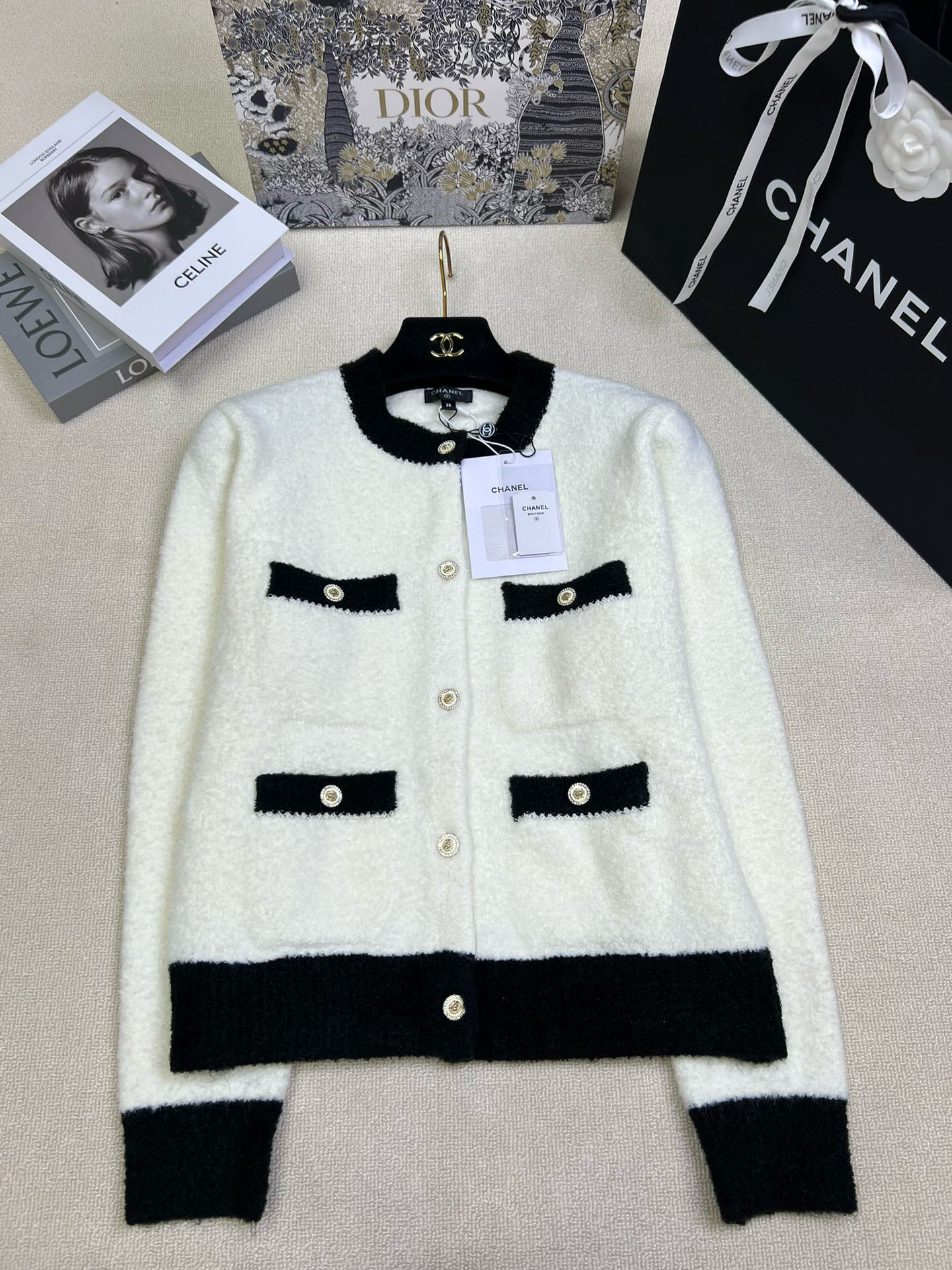 샤넬 여자 가디건