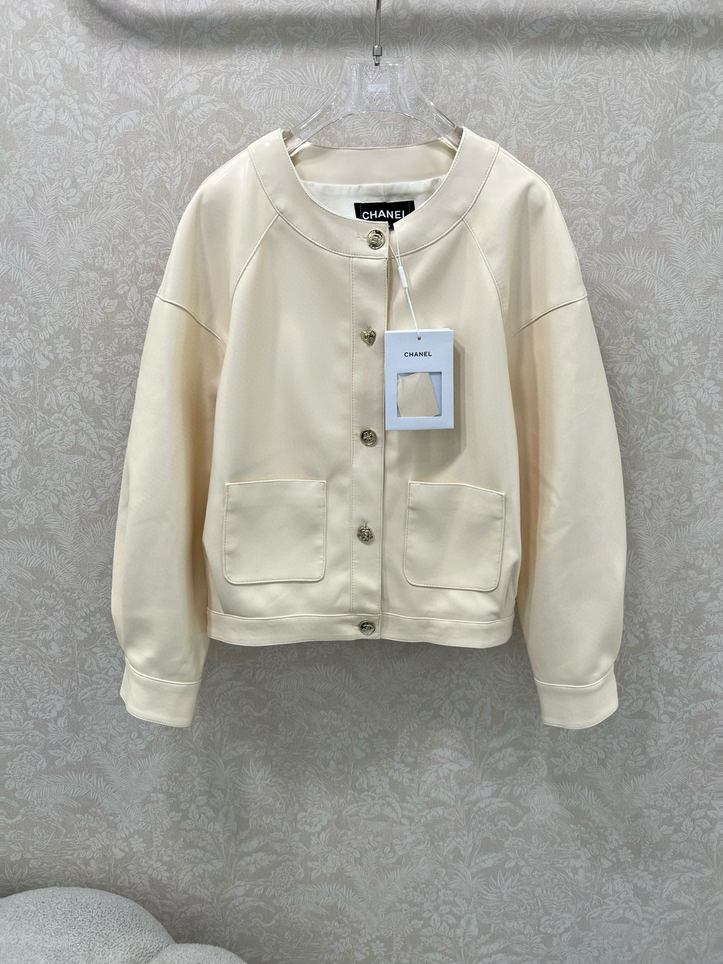 샤넬 여자 양가죽 자켓