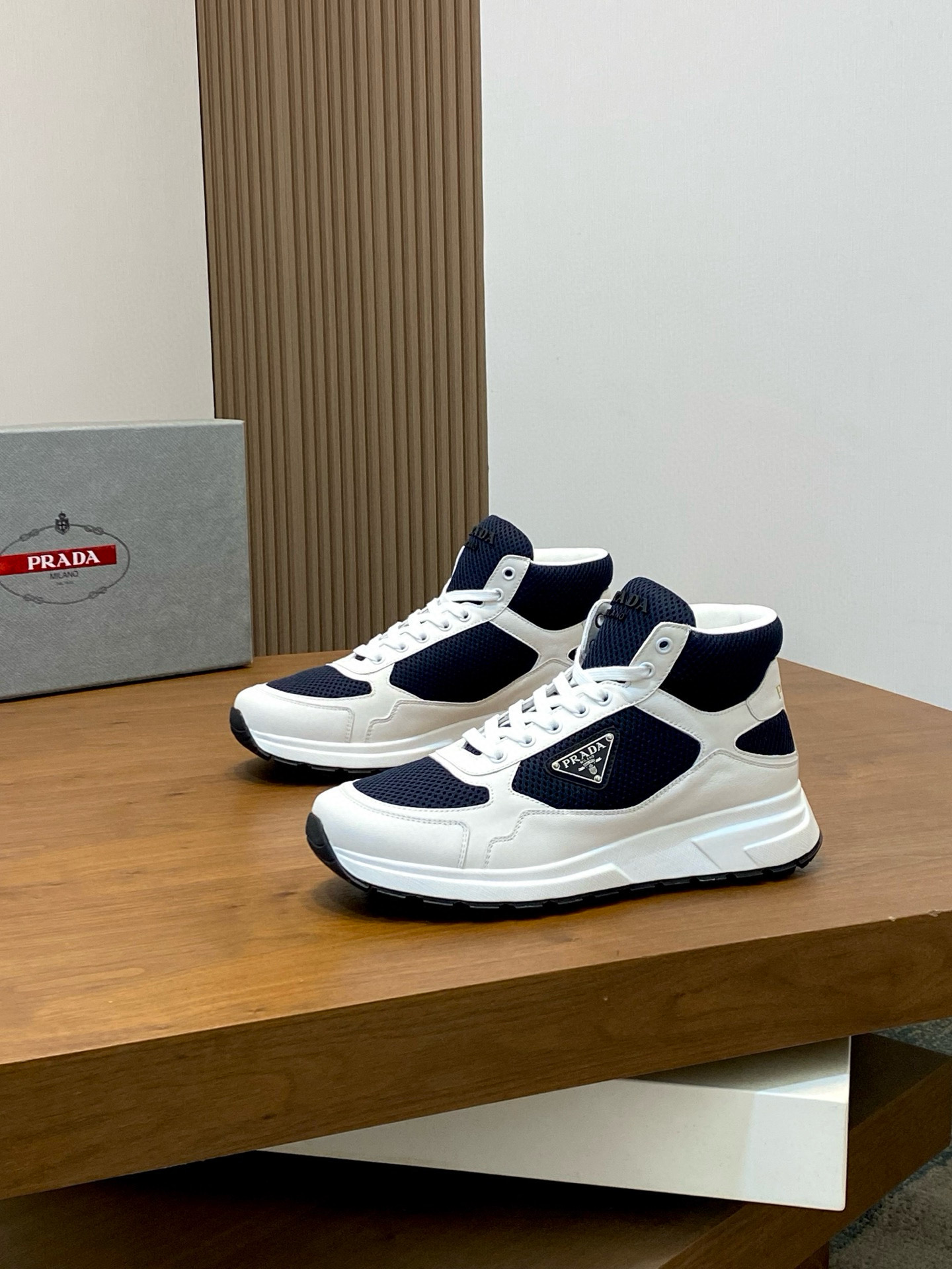 프라다 남자 부츠