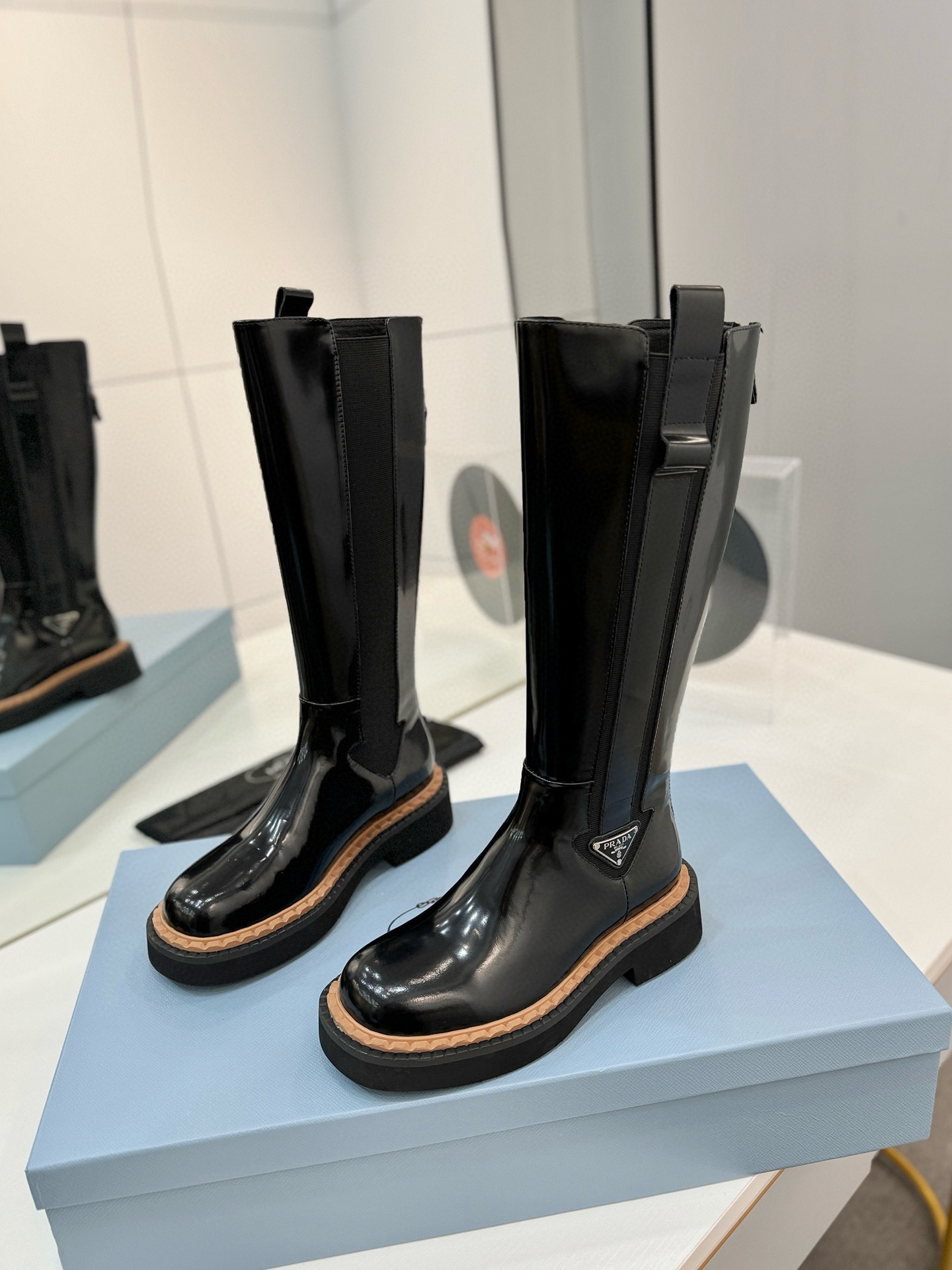 프라다 4.5CM 여자 부츠