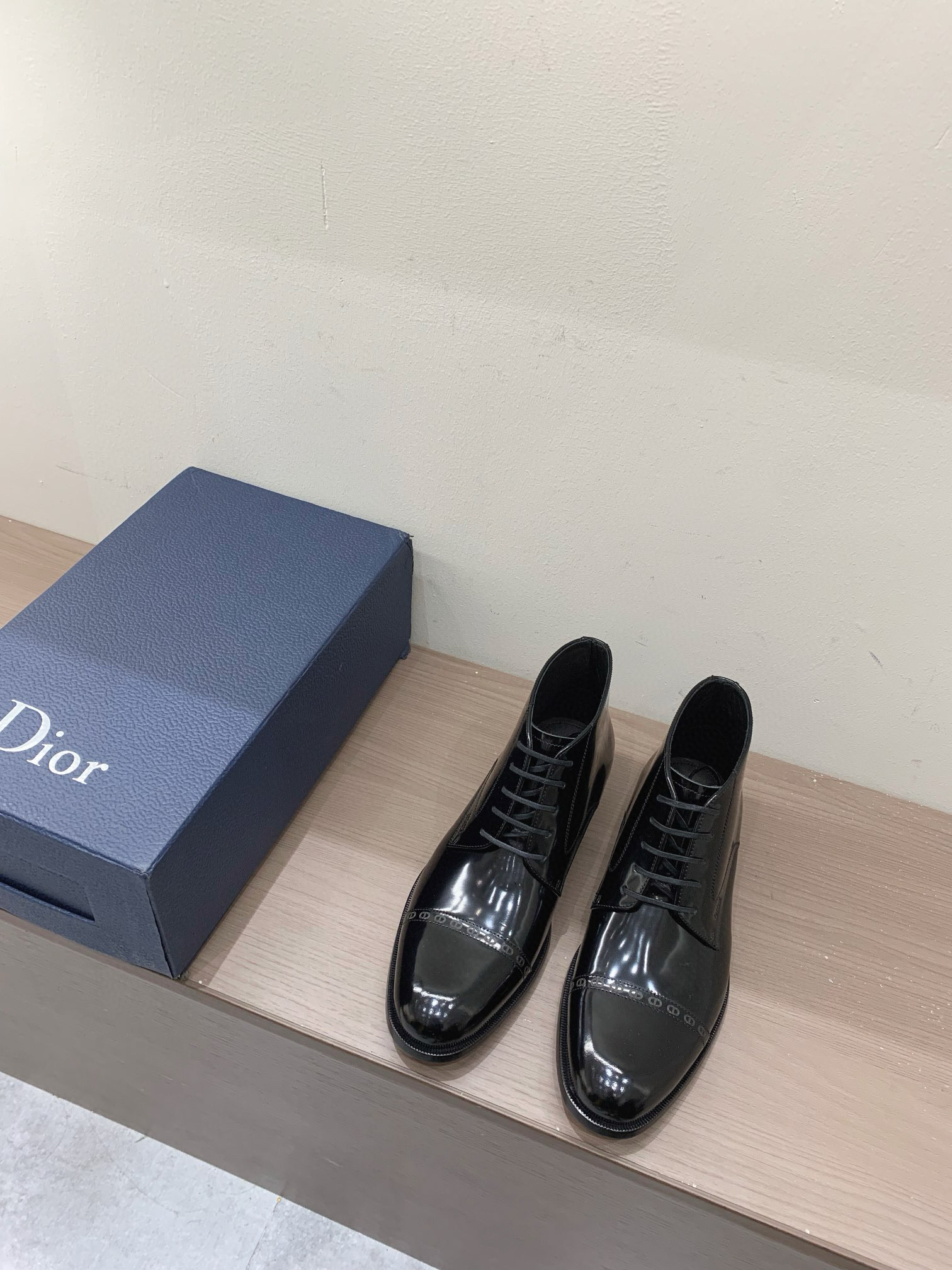 디올 남자 부츠