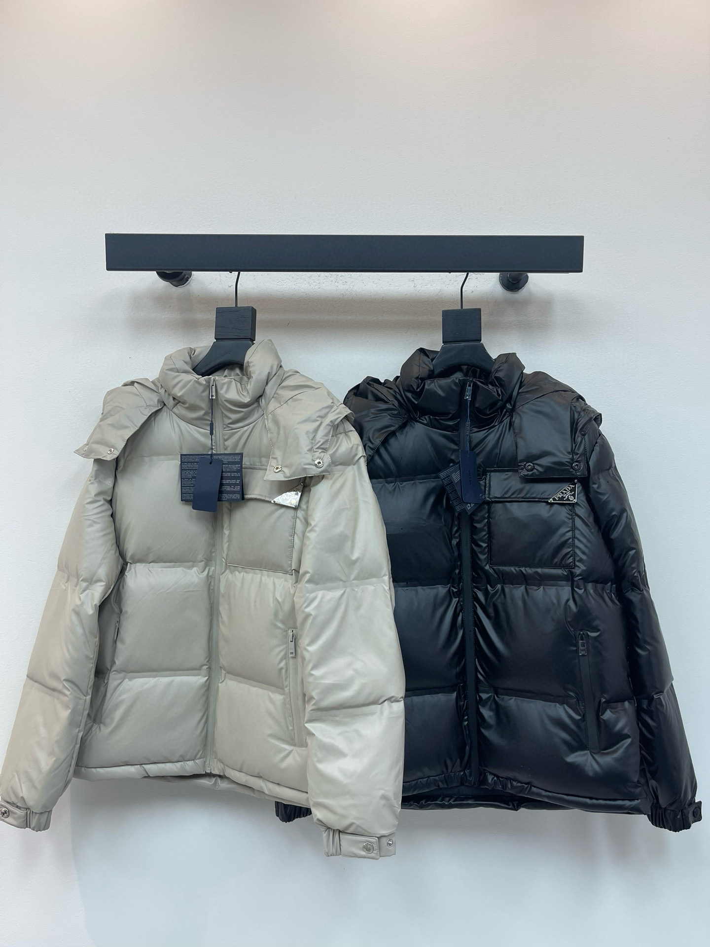 프라다 여자 패딩 2컬러