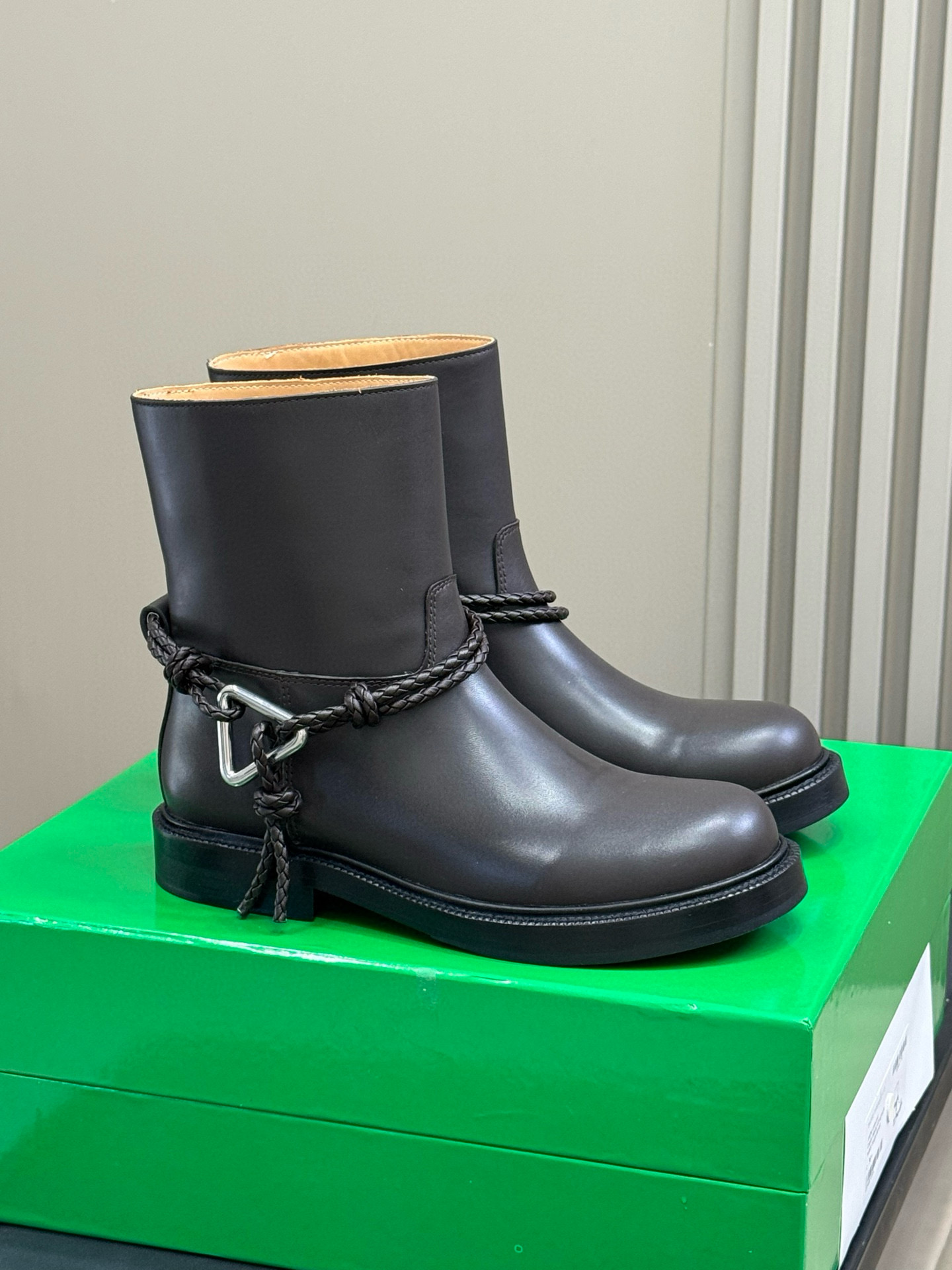 보테가베네타 여자 부츠