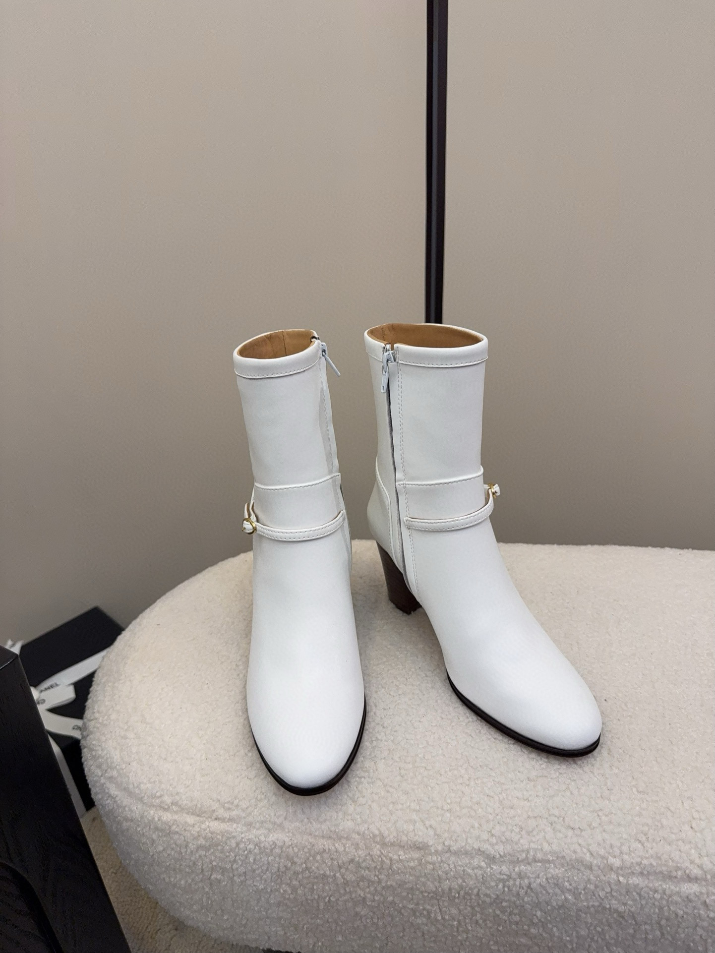 발렌티노 7.5CM 여자 부츠