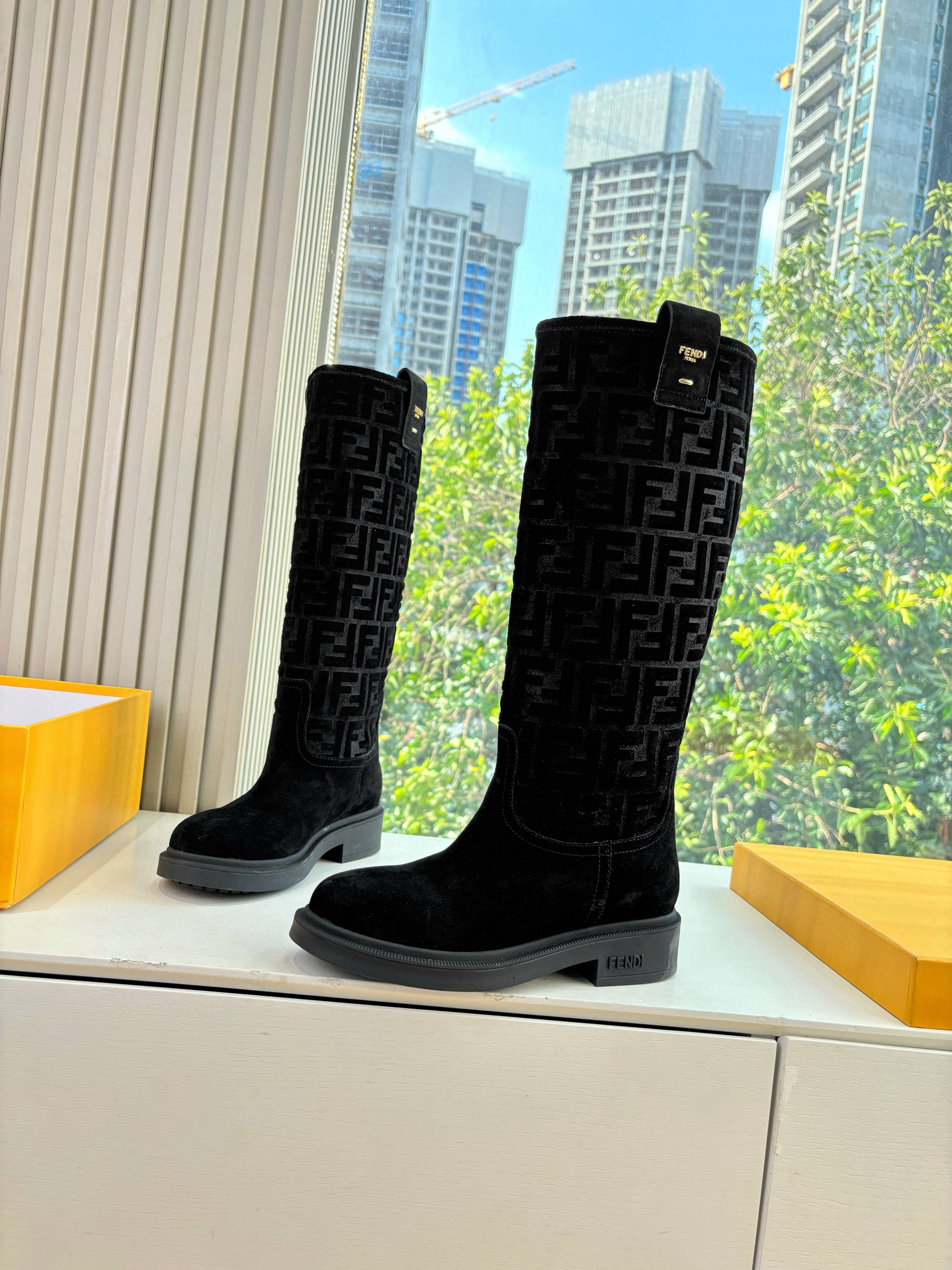 펜디 5CM 여자 부츠
