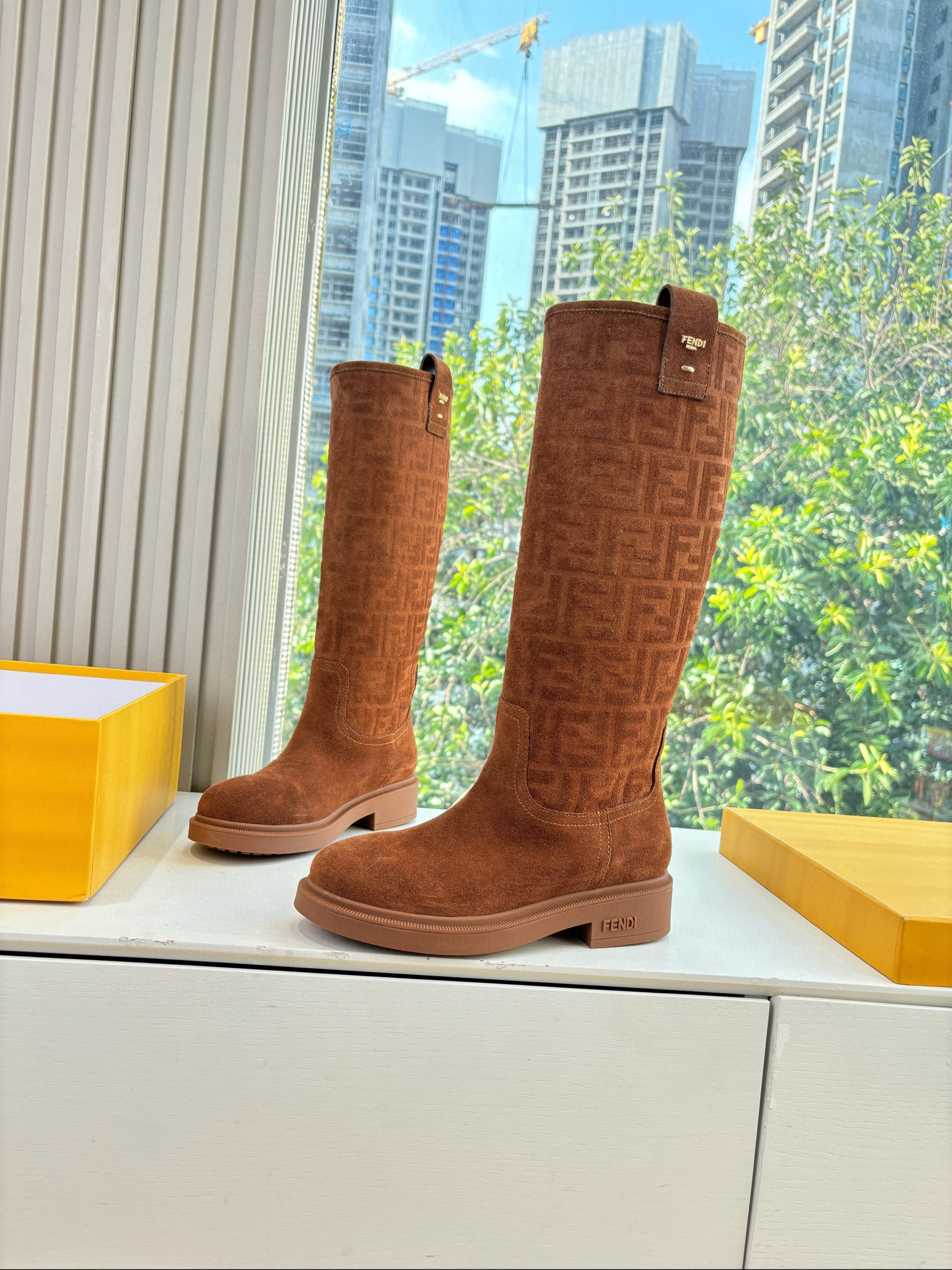펜디 5CM 여자 부츠