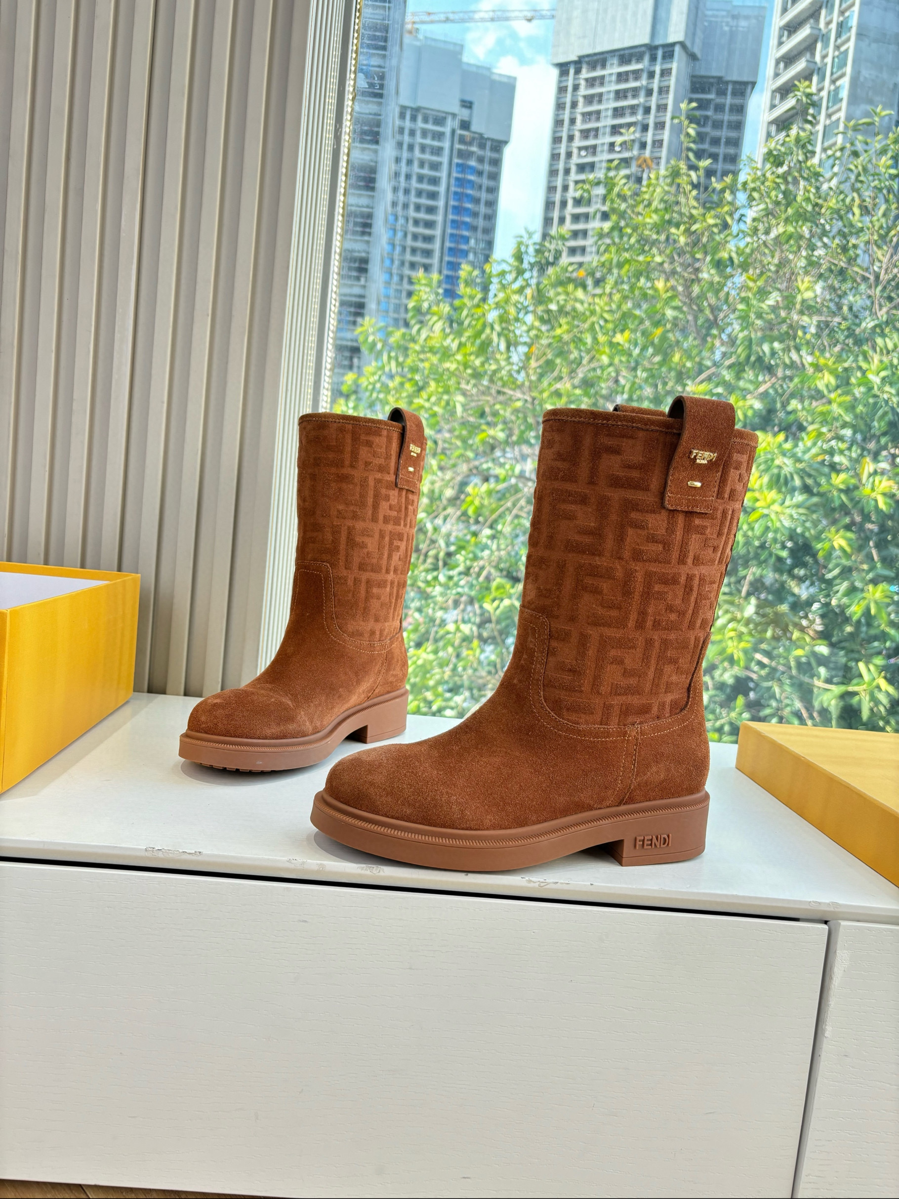 펜디 5CM 여자 부츠