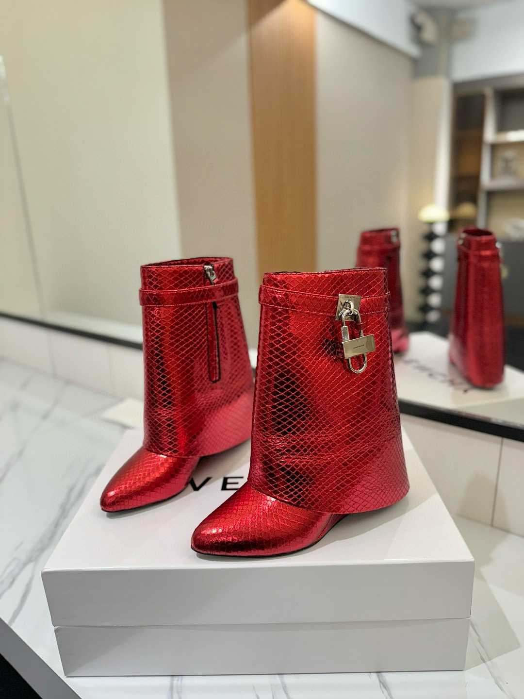 지방시 8.5CM 여자 부츠