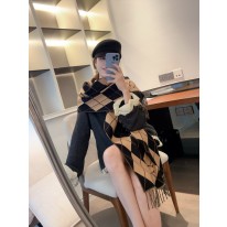 페라가모 스카프