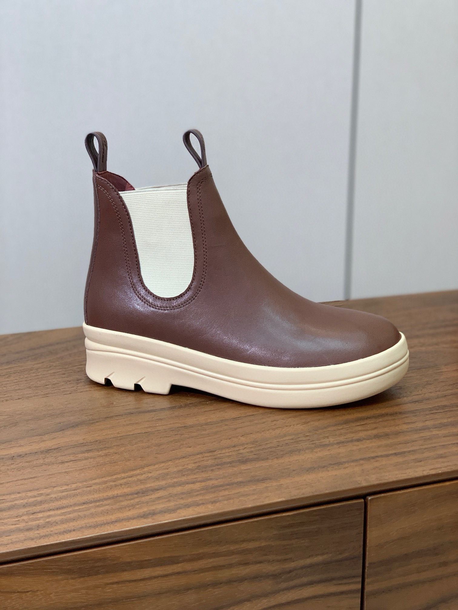 로로피아나 여자 부츠