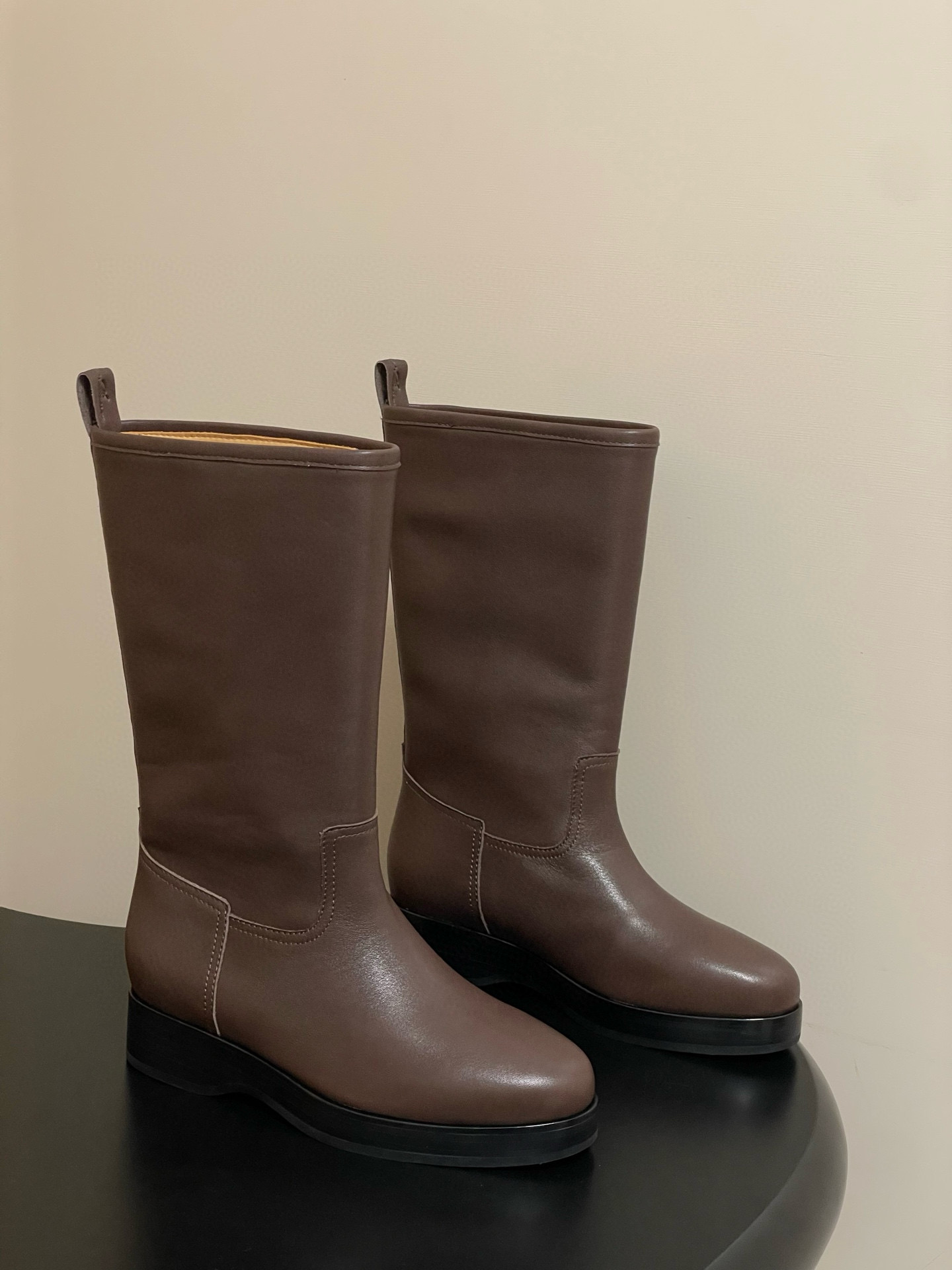 로로피아나 여자 부츠