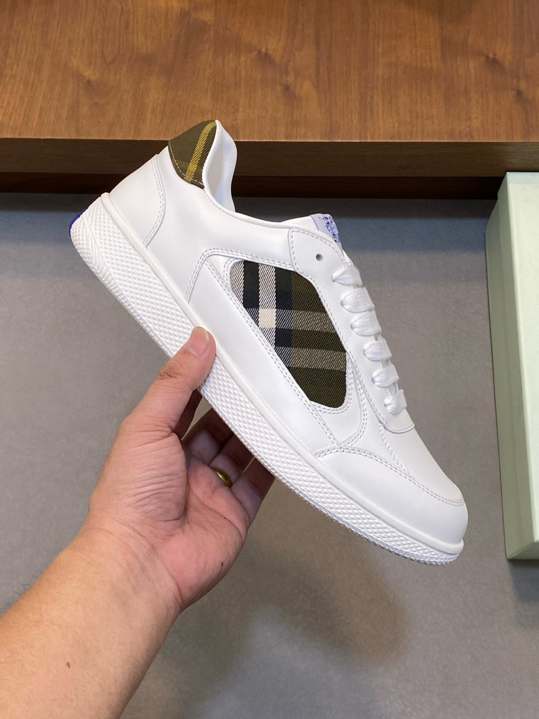 버버리 남자 스니커즈 신발 운동화