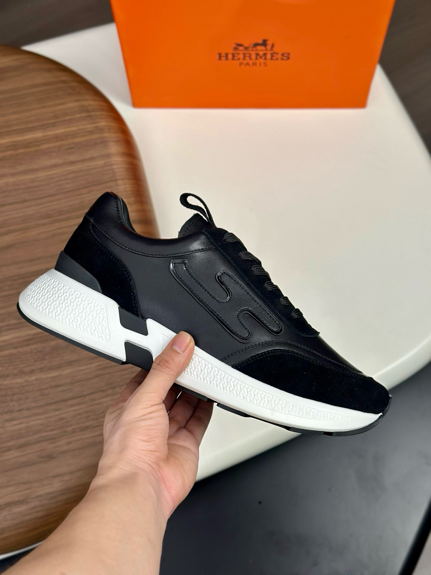 에르메스 남자 신발 운동화 스니커즈