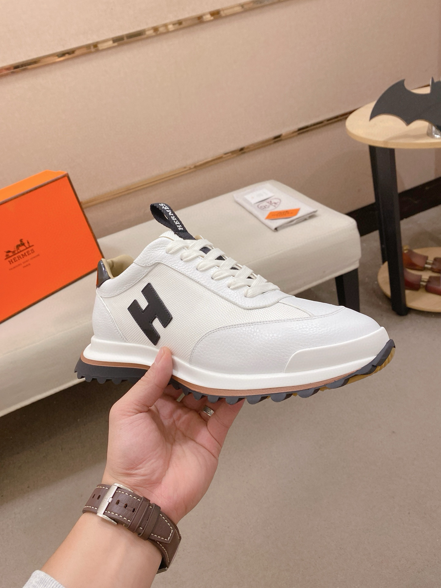 에르메스 4cm남자 신발 운동화 스니커즈