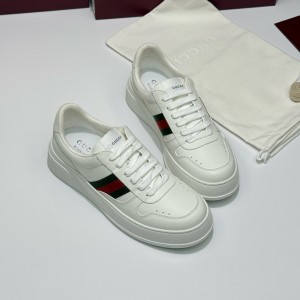 구찌  4cm 스크러너 남녀공용 신발 운동화 스니커즈