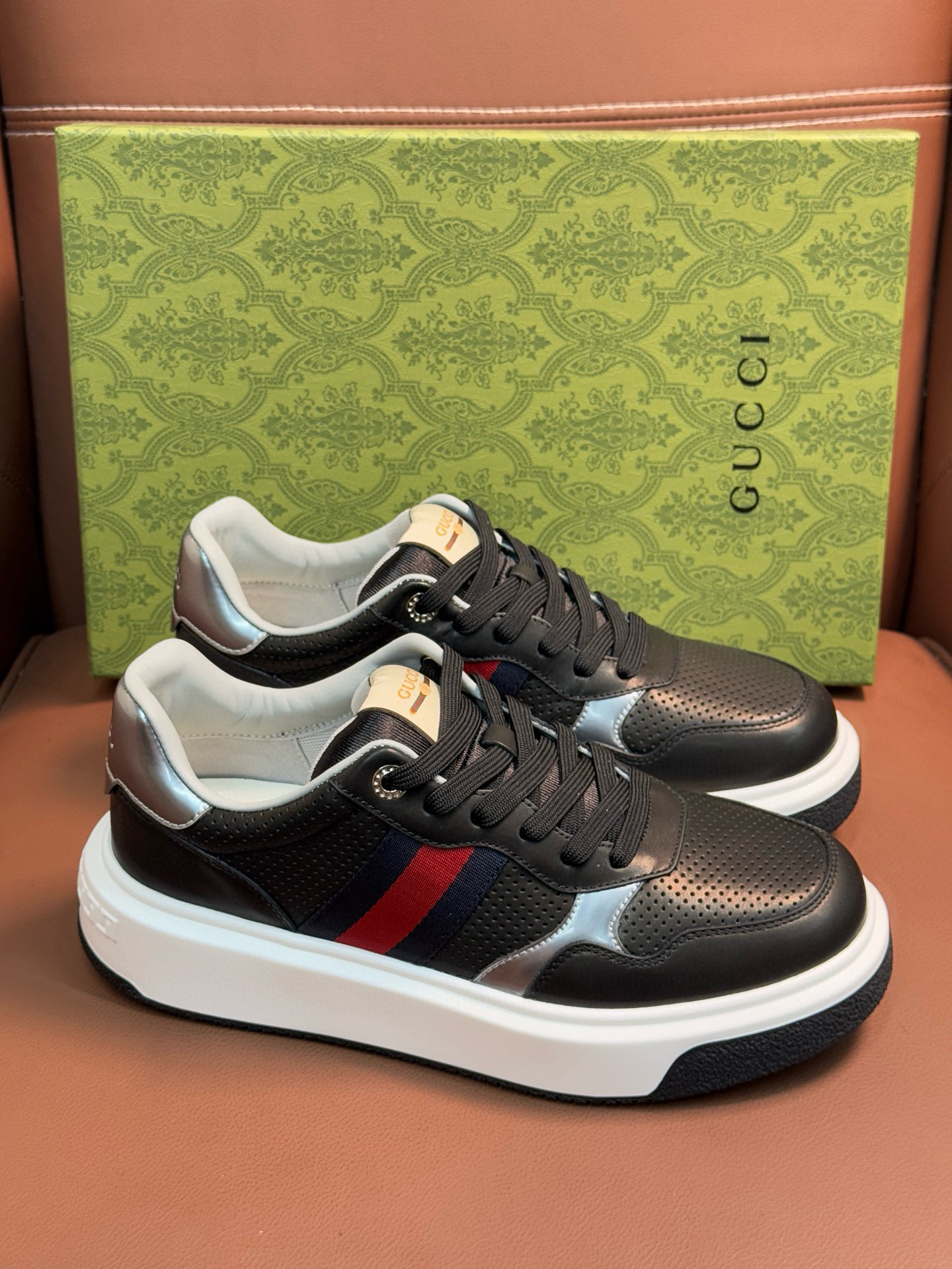 구찌 스크러너 남자 신발 운동화 스니커즈