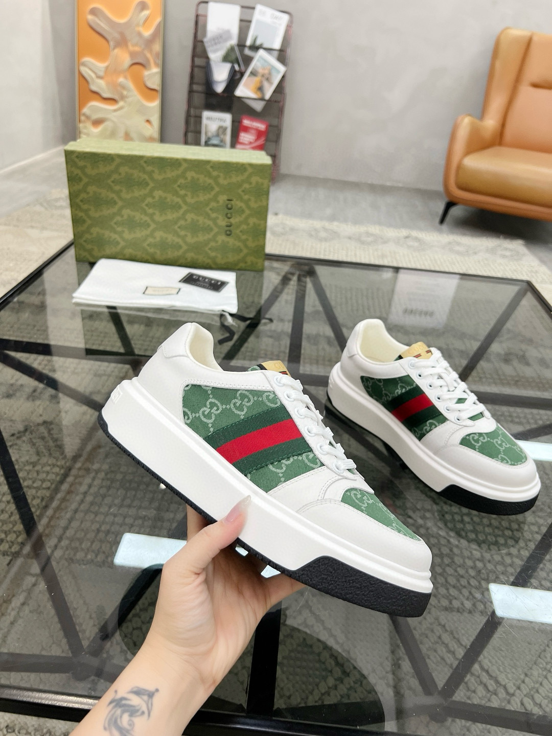 구찌 스크러너 남자 신발 운동화 스니커즈