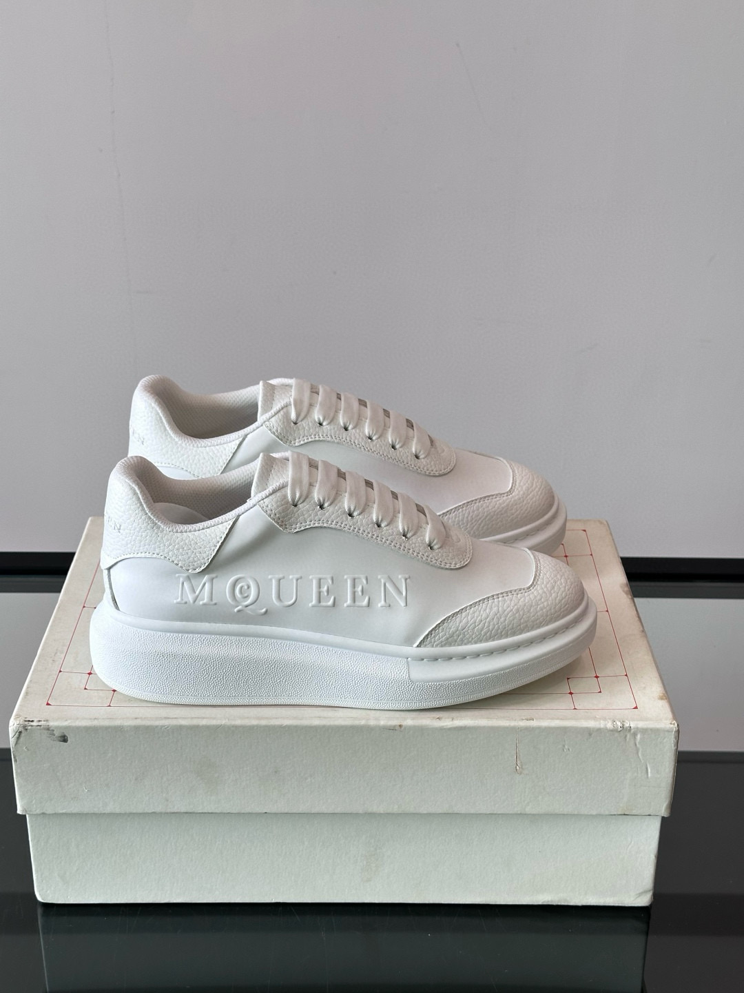  알렉산더 맥퀸 남녀공용 신발 운동화 스니커즈