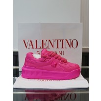 발렌티노 남녀공용 신발 운동화 스니커즈