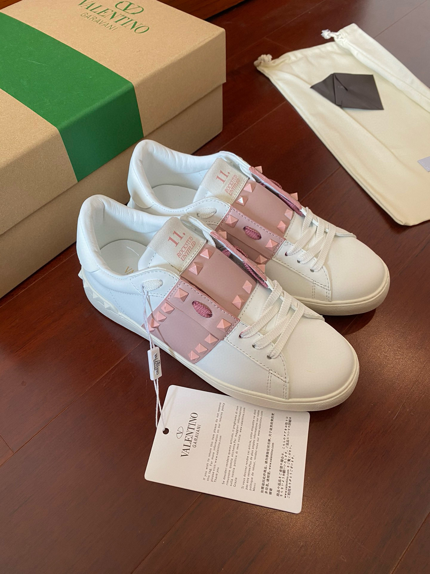 발렌티노 남녀공용 신발 운동화 스니커즈