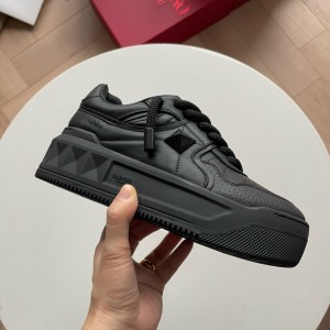 발렌티노 남녀공용 신발 운동화 스니커즈