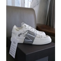 발렌티노 남녀공용 신발 운동화 스니커즈