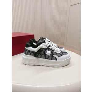 발렌티노 남녀공용 신발 운동화 스니커즈