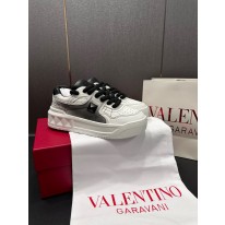 발렌티노 남녀공용 신발 운동화 스니커즈
