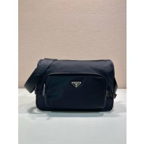 프라다 2VH191 남자가방