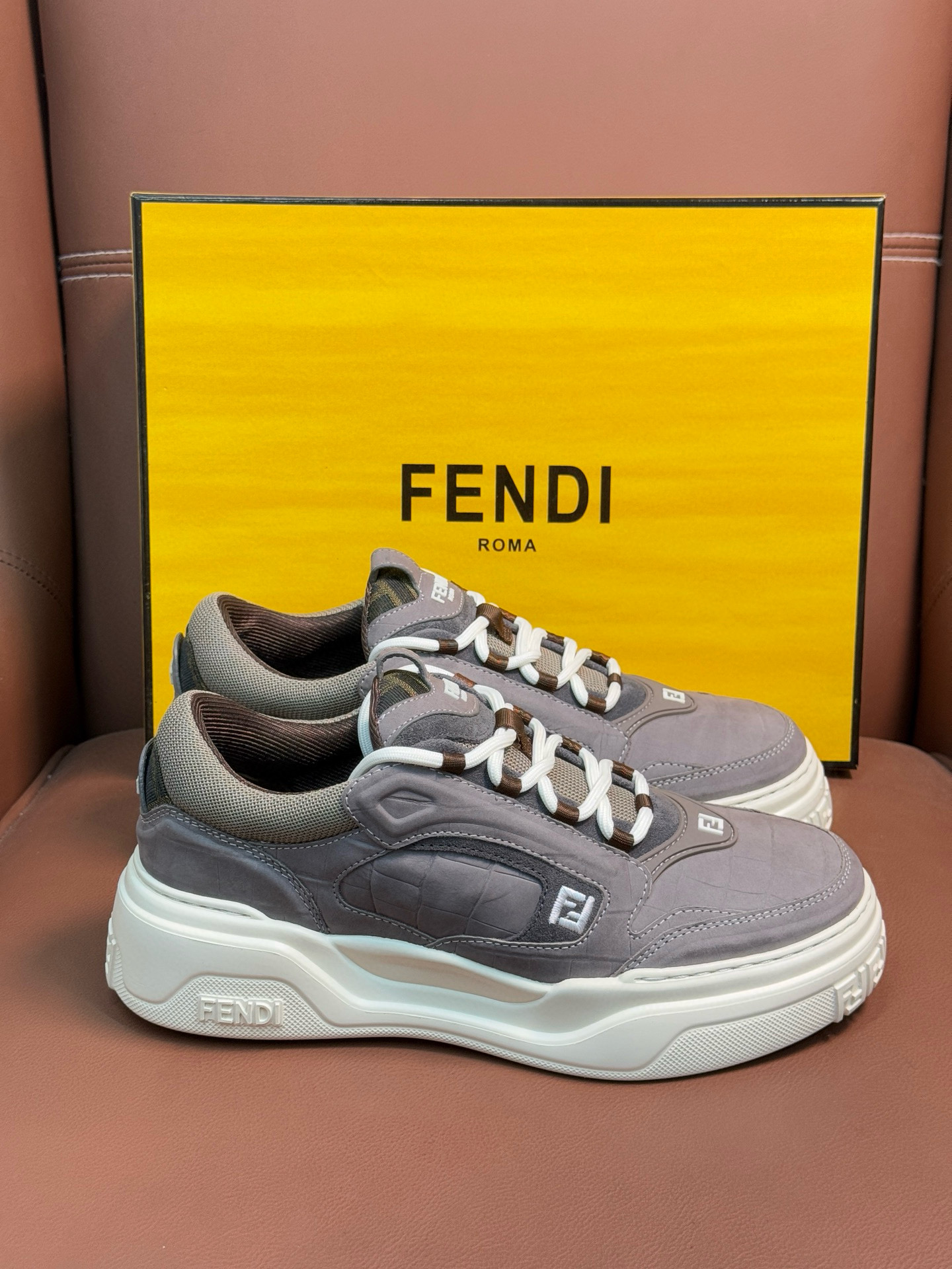 펜디 남자 신발 운동화 스니커즈