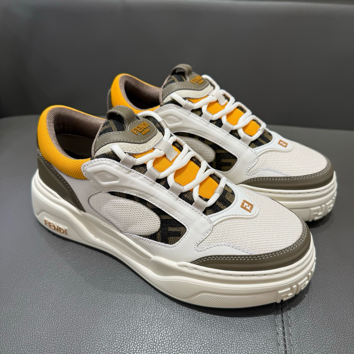 펜디 남자 신발 운동화 스니커즈