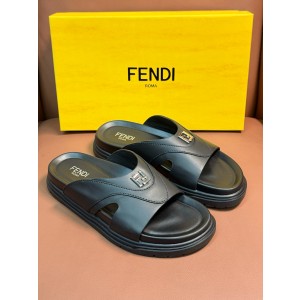 펜디 남자 슬리퍼