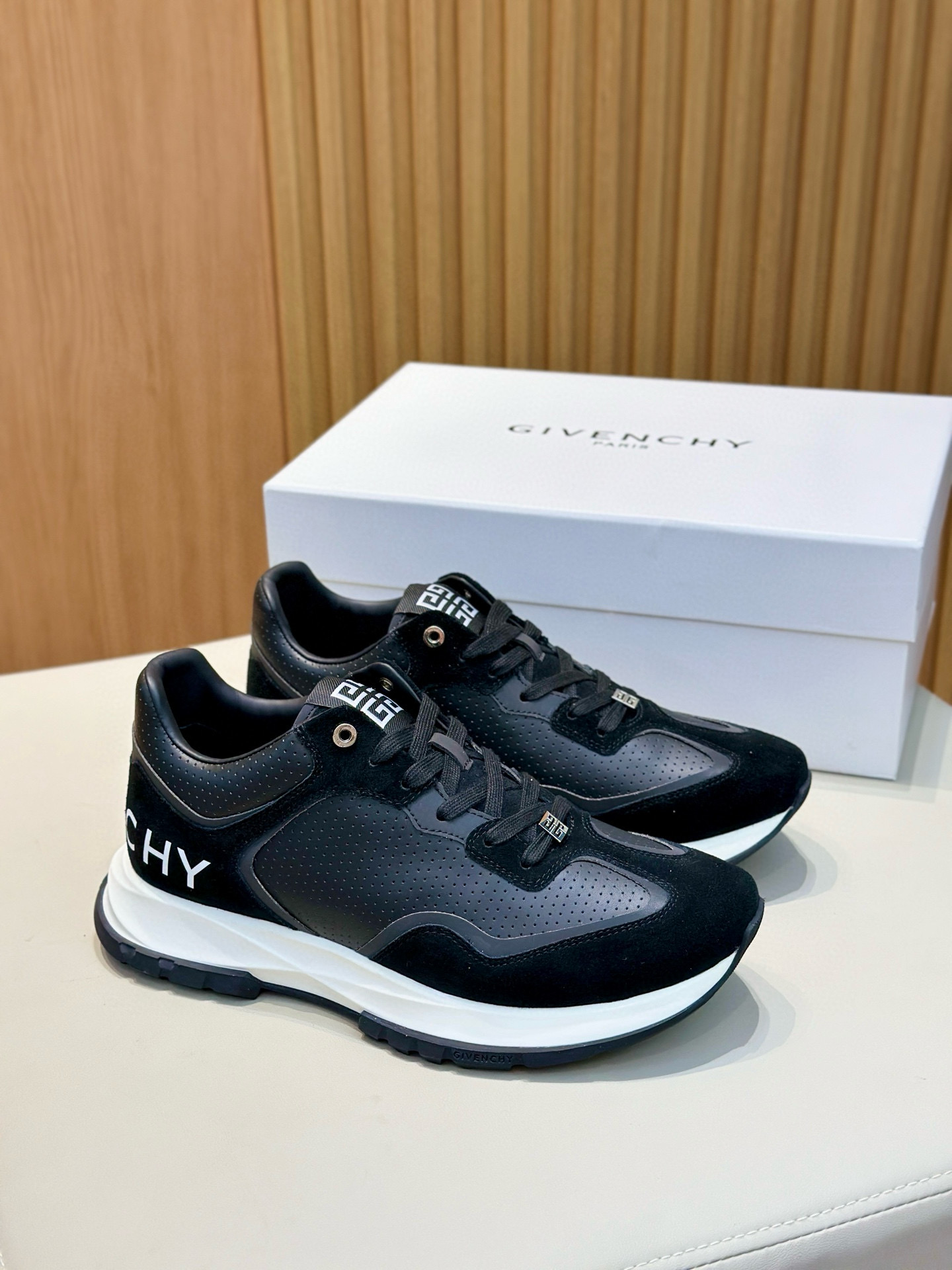 지방시 남자 신발 운동화 스니커즈