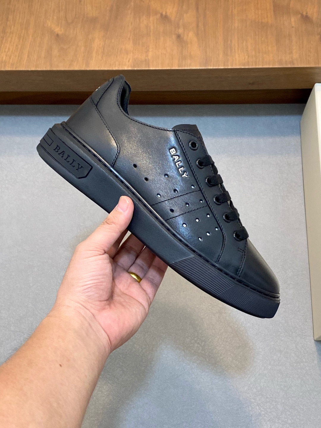 발리 남자 신발 운동화 스니커즈