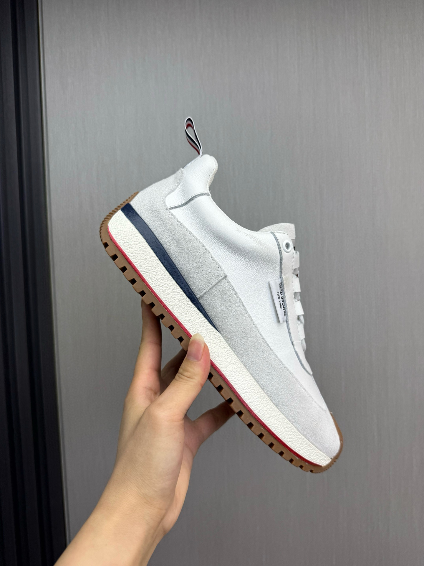 톰브라운 남자 신발 운동화 스니커즈