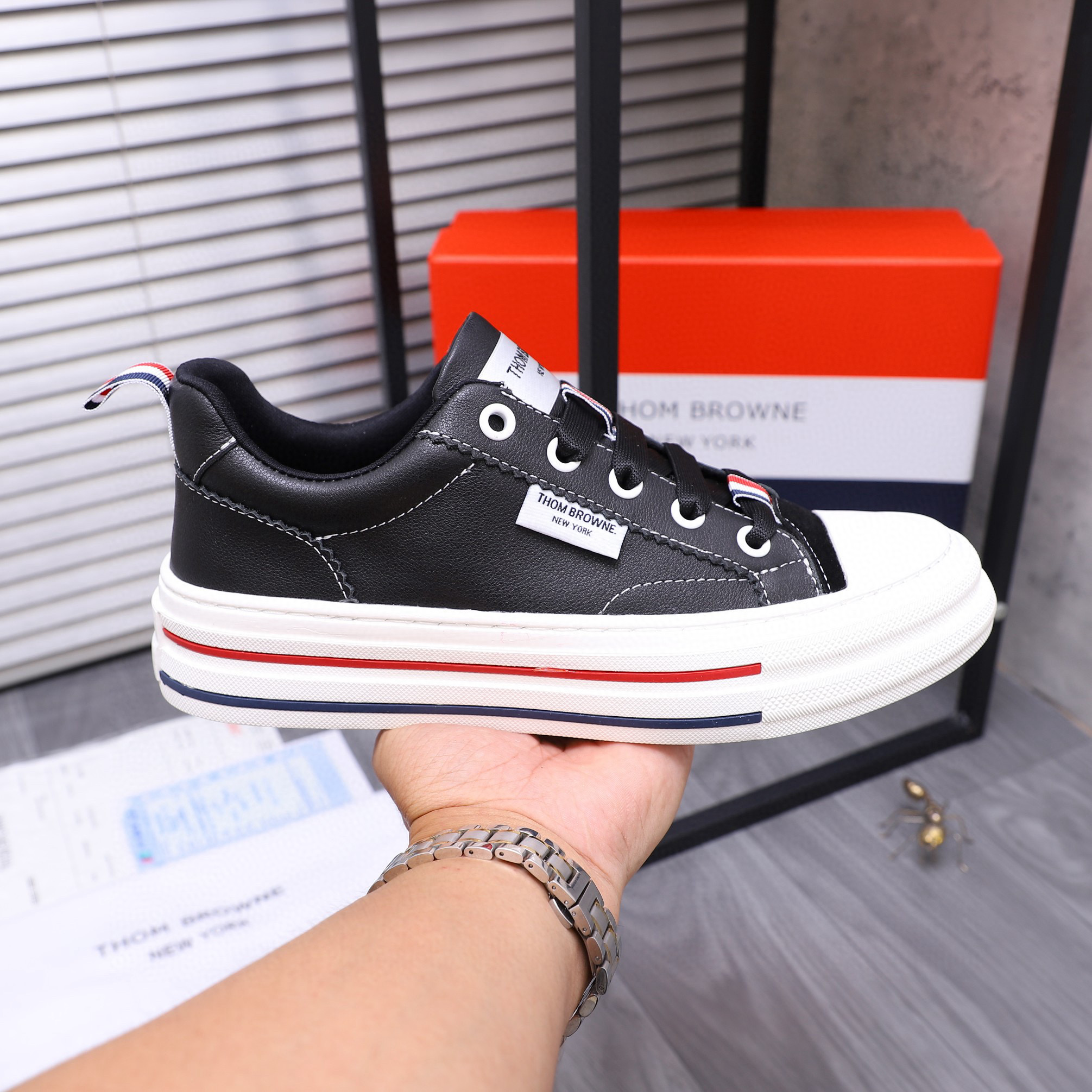 톰브라운 남자 신발 운동화 스니커즈