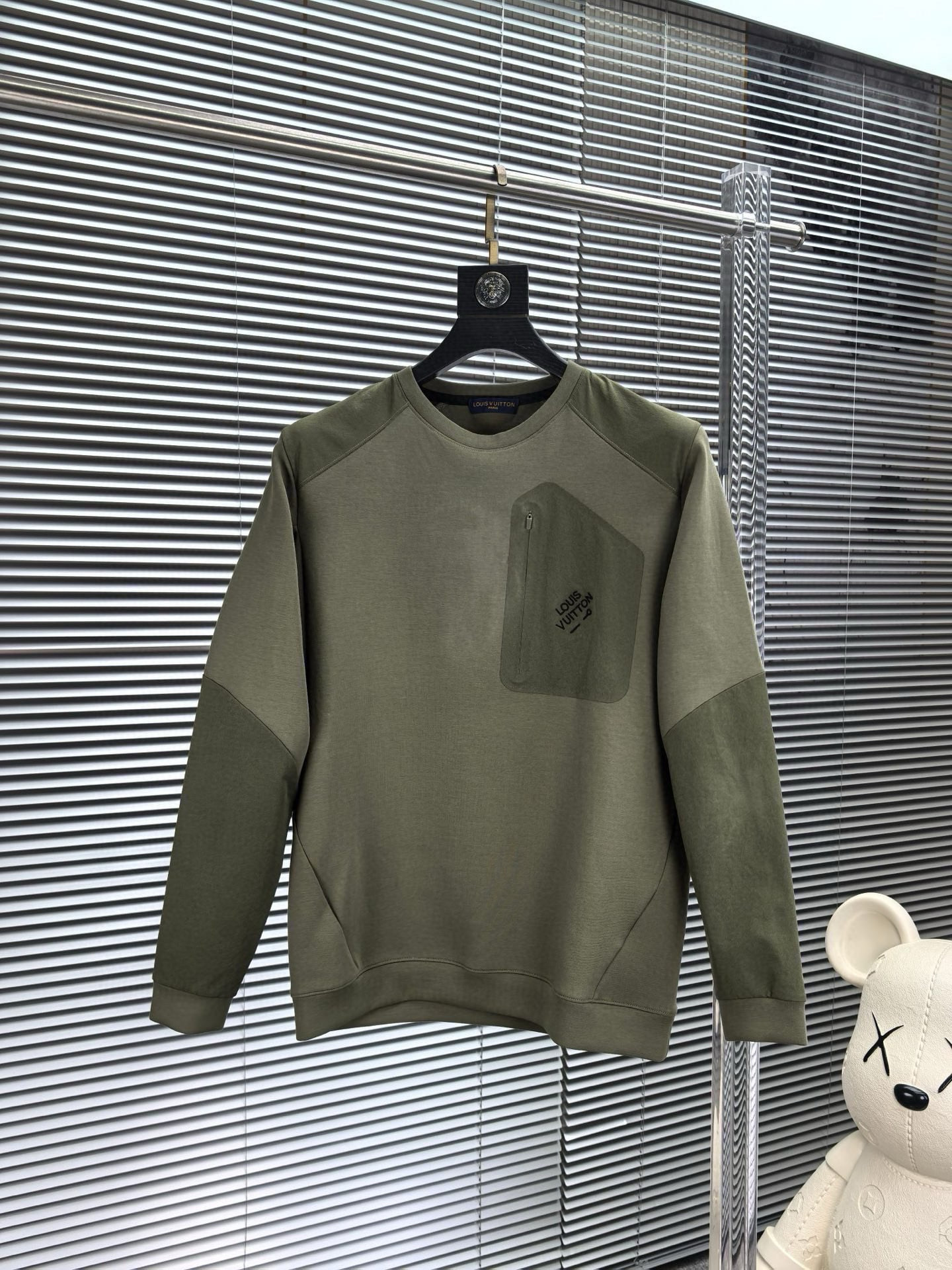 루이비통 남자 맨투맨 후드티