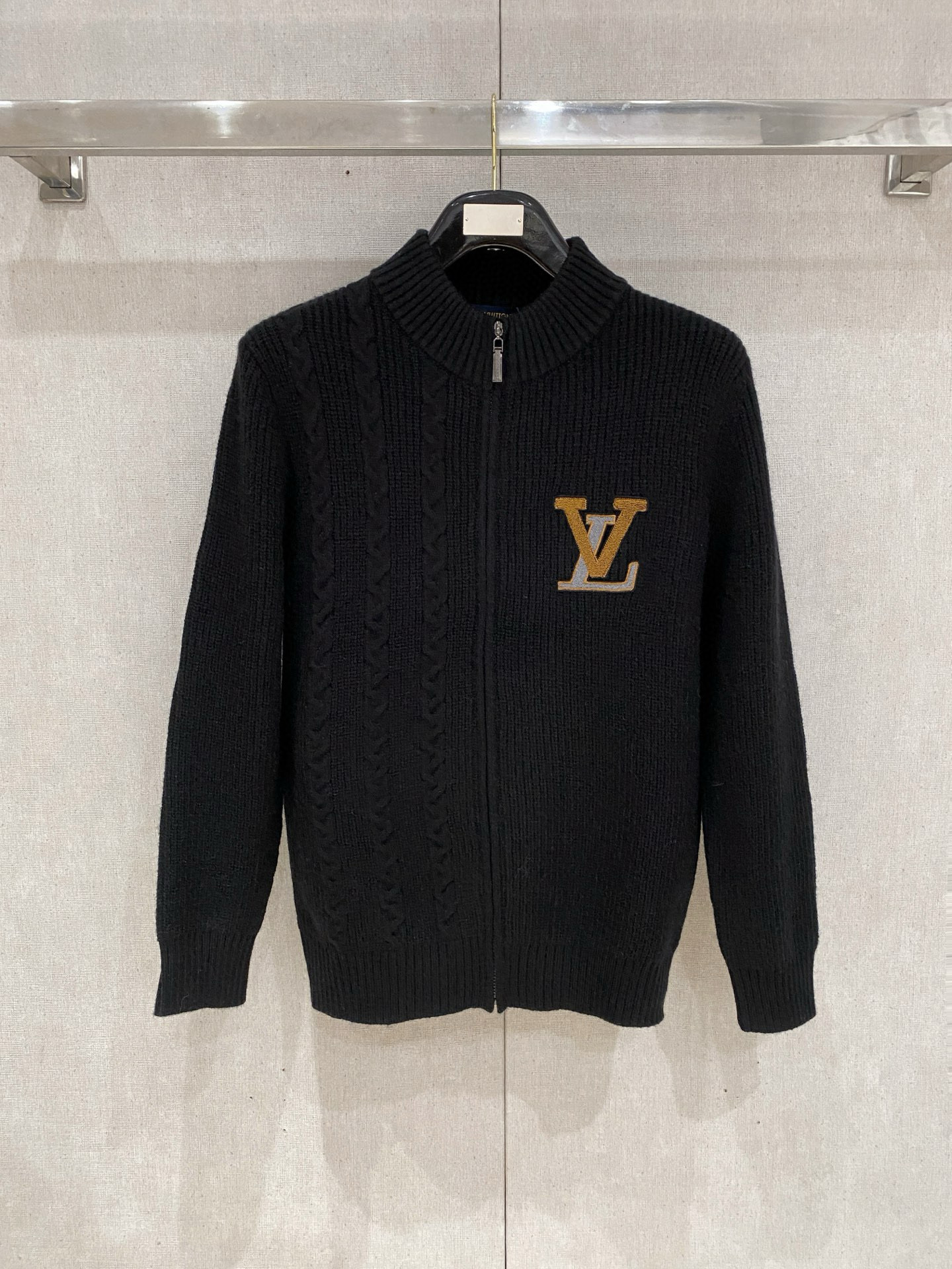 루이비통 남자 가디건