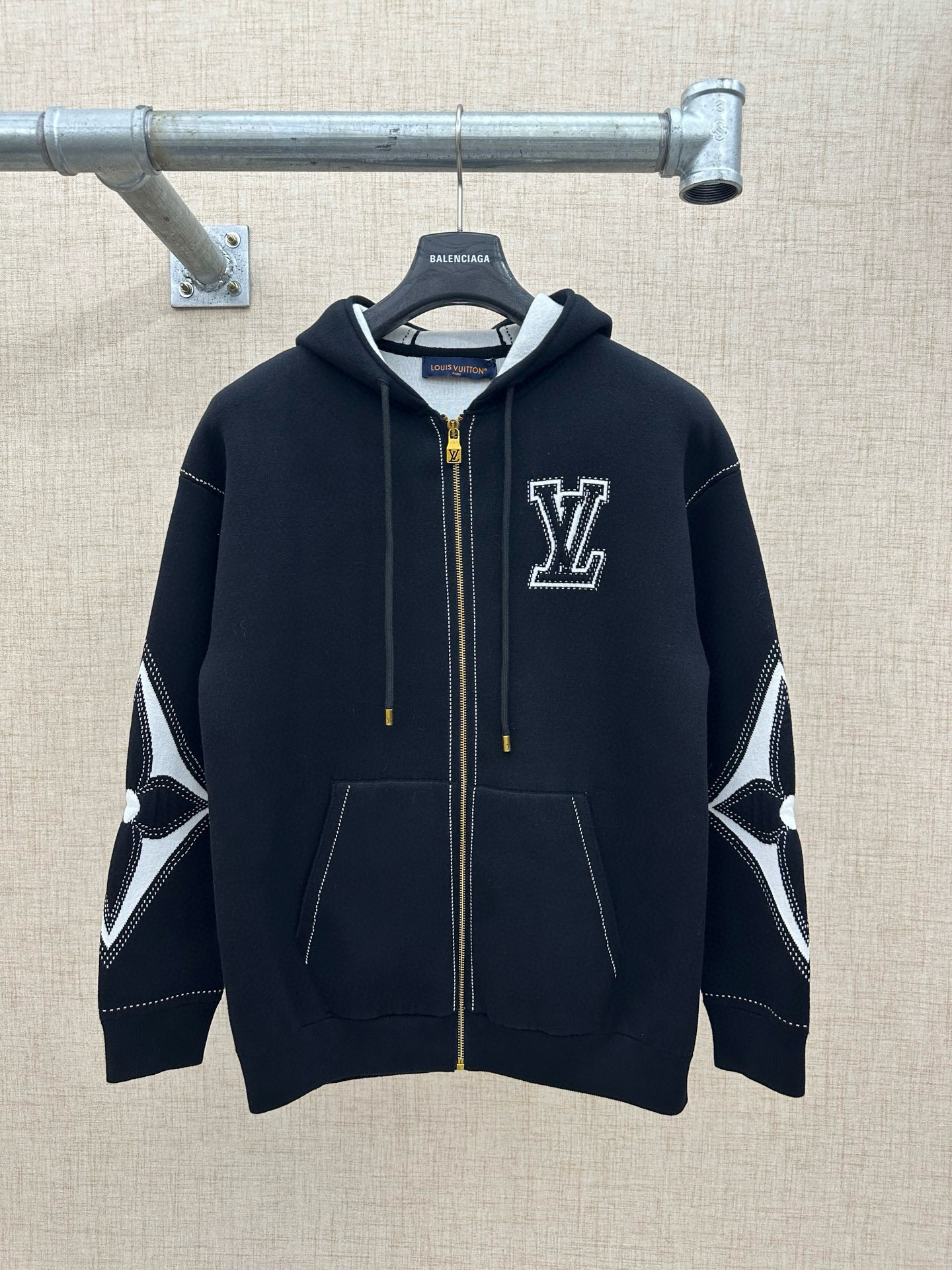 루이비통 남자 가디건