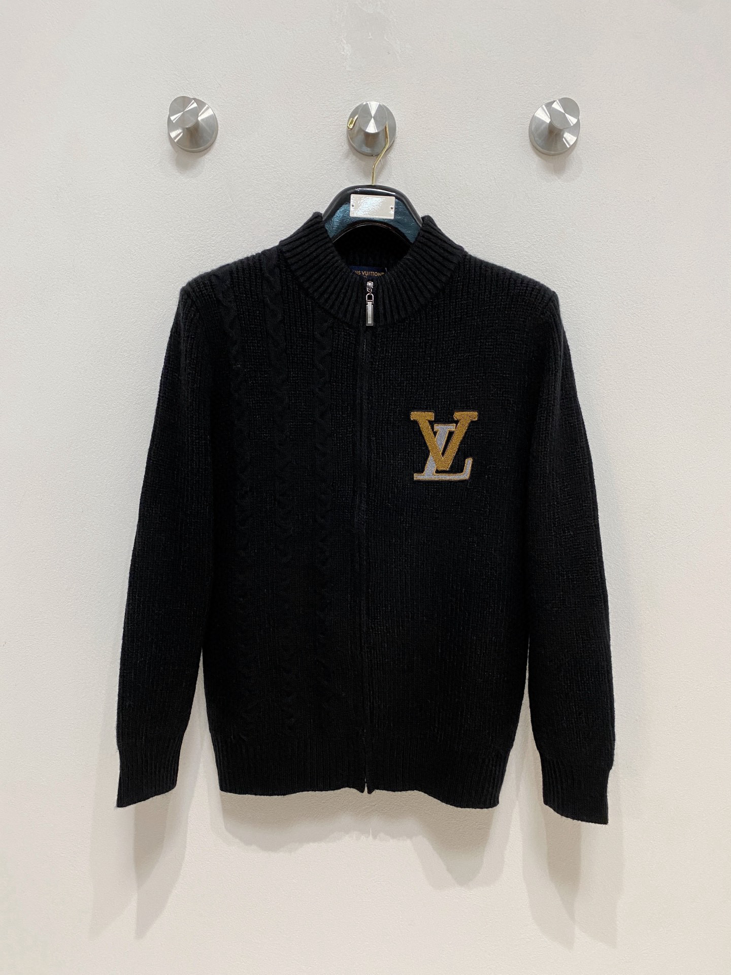 루이비통 남자 가디건