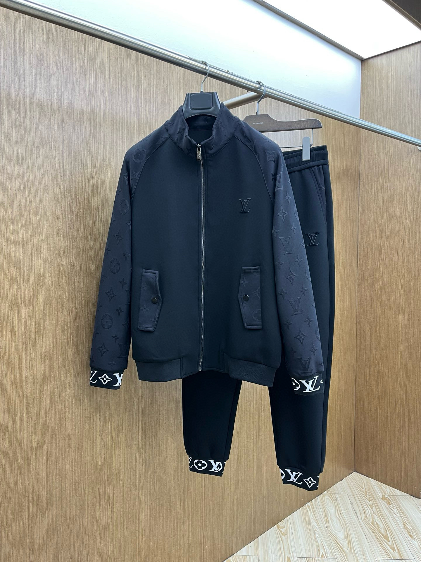 루이비통 남자 세트