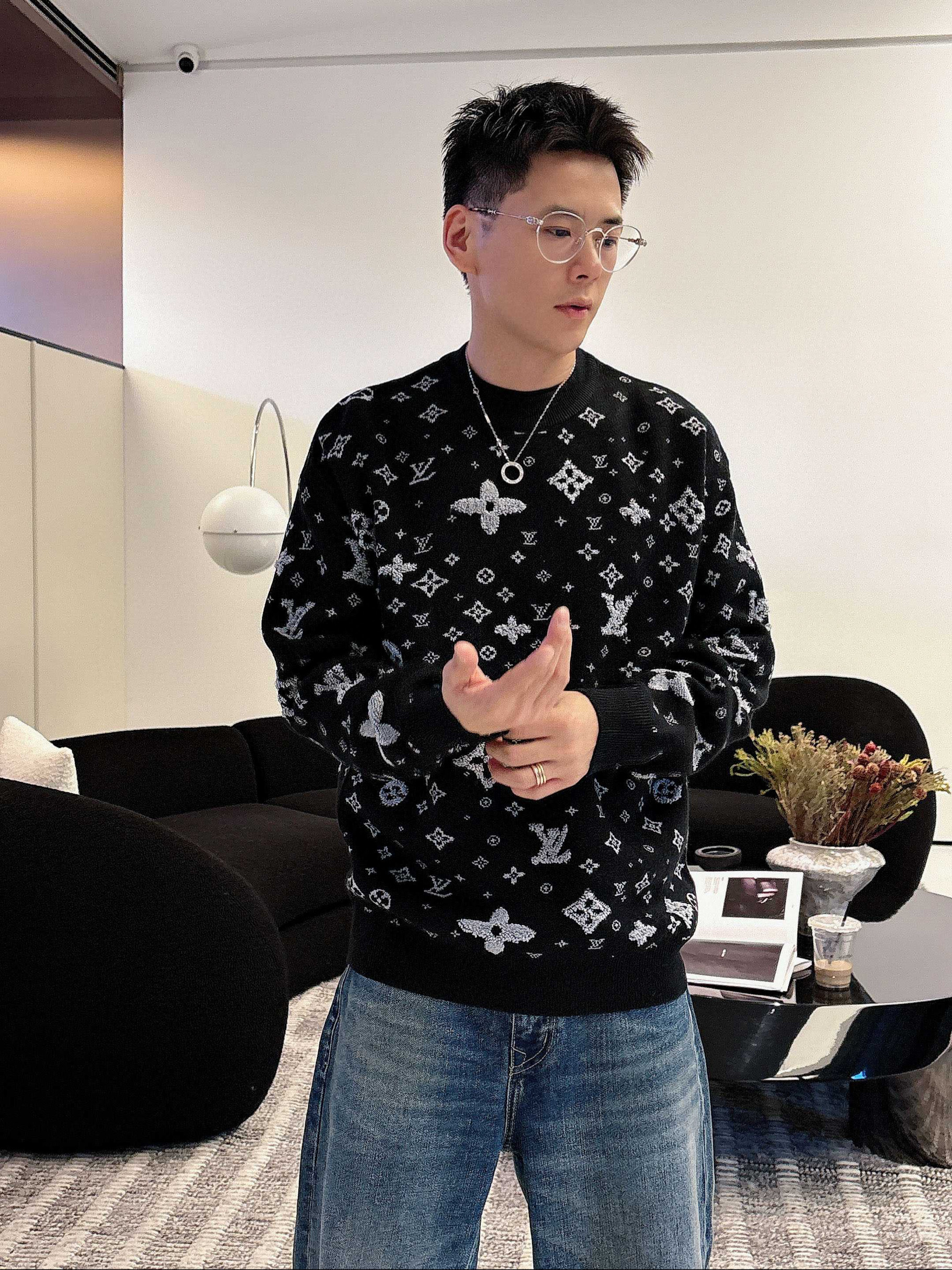 루이비통 남자 니트