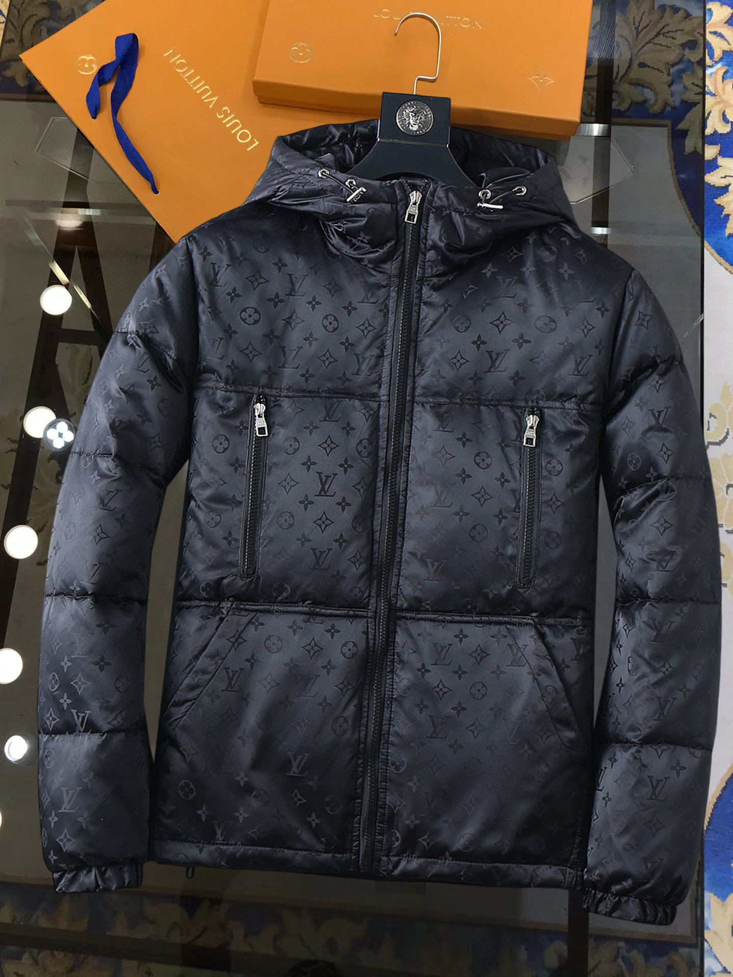 루이비통 남자 패딩