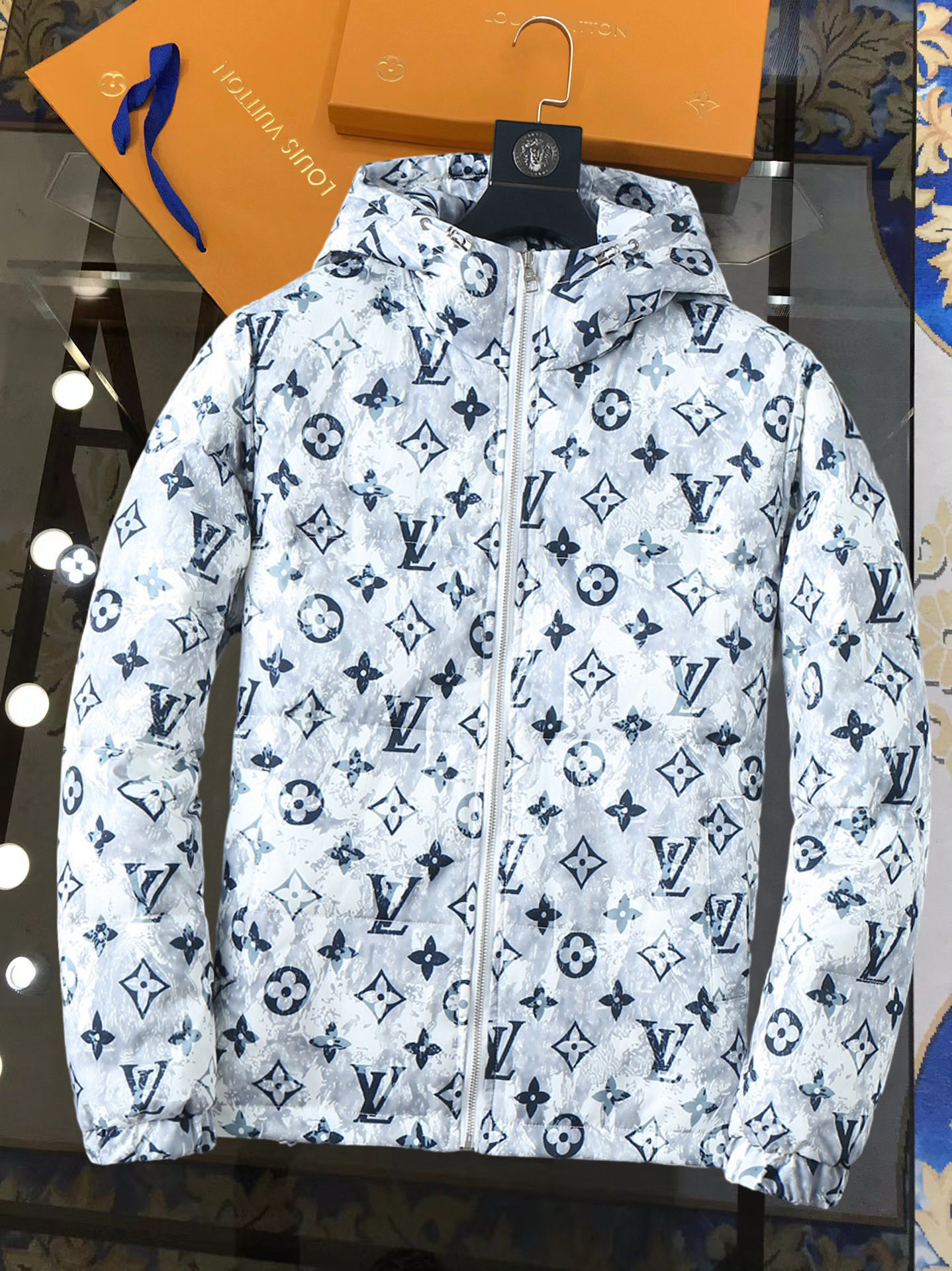 루이비통 남자 패딩