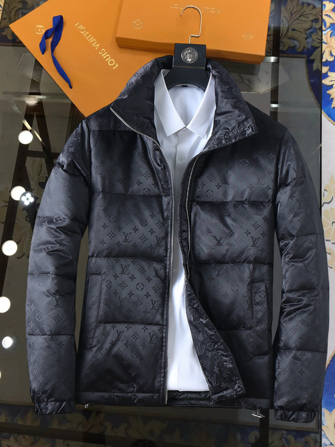 루이비통 남자 패딩