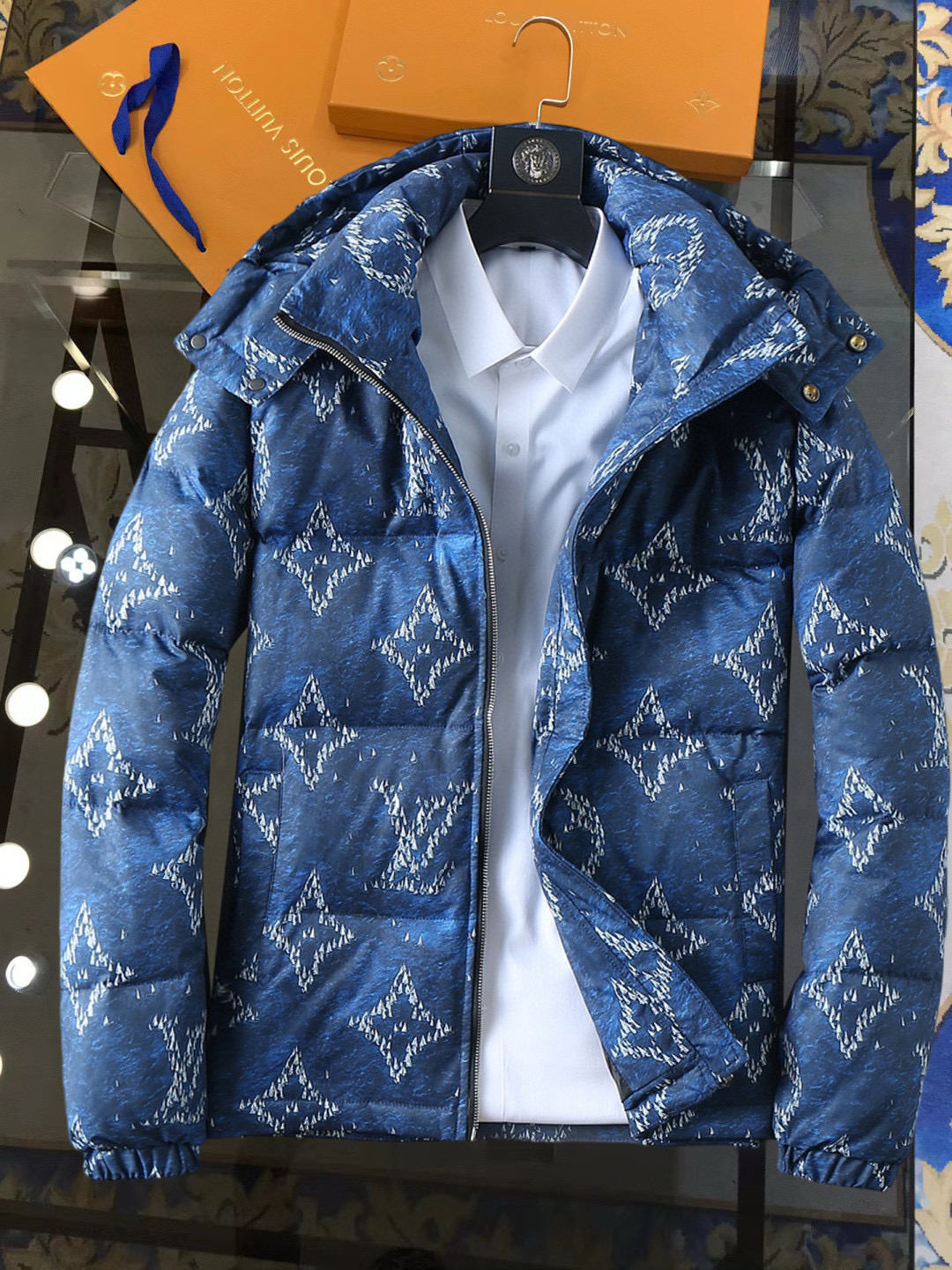 루이비통 남자 패딩