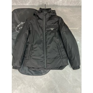 프라다 남녀공용 패딩