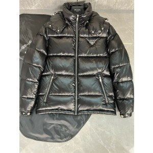 프라다 남녀공용 패딩