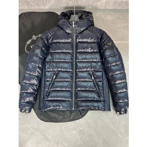 프라다 남녀공용 패딩